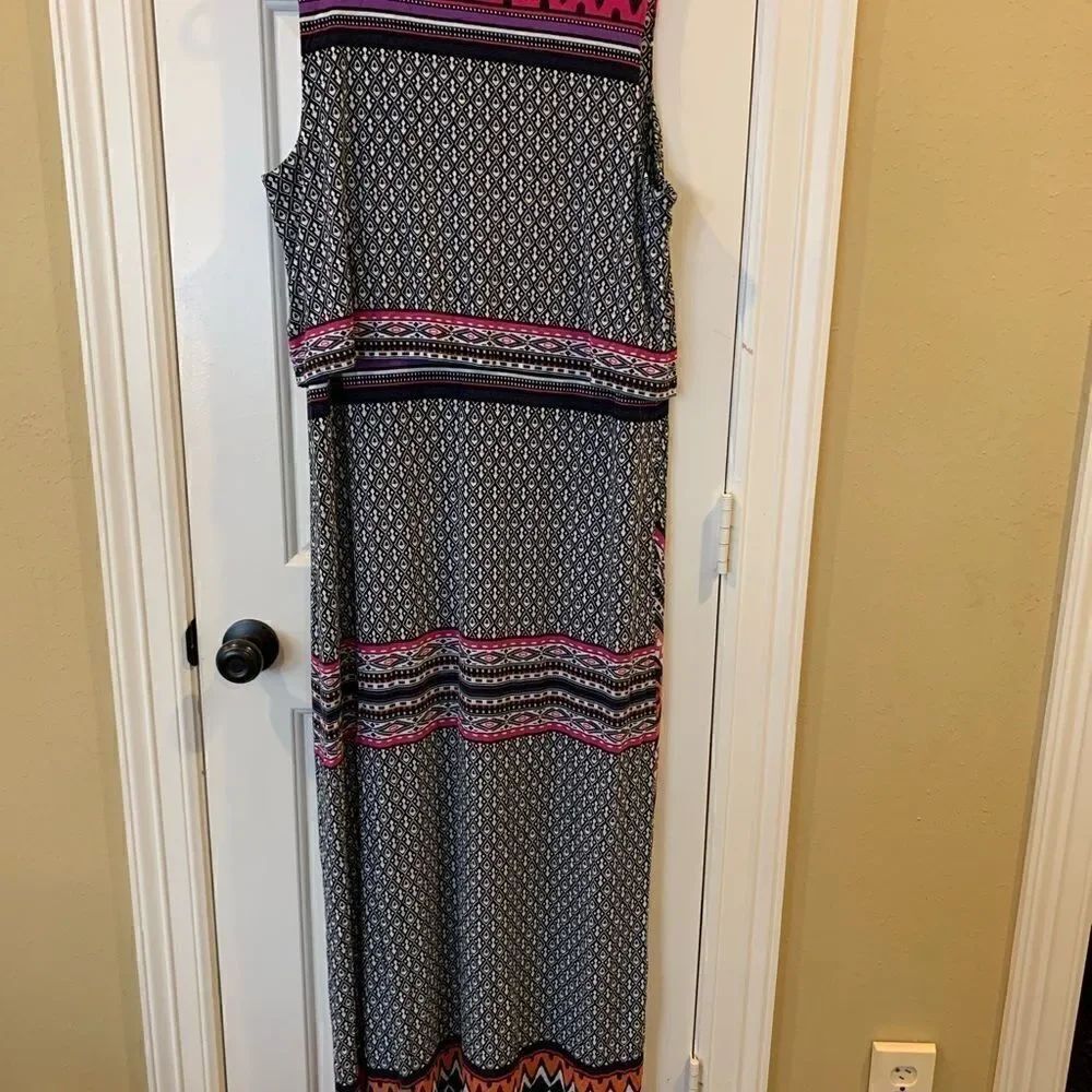 Chelsea and Theodore Maxi print dress